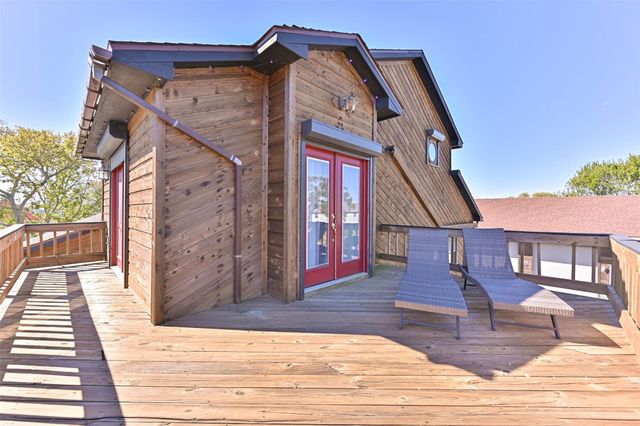 114 24th Street, Dickinson, TX 77539