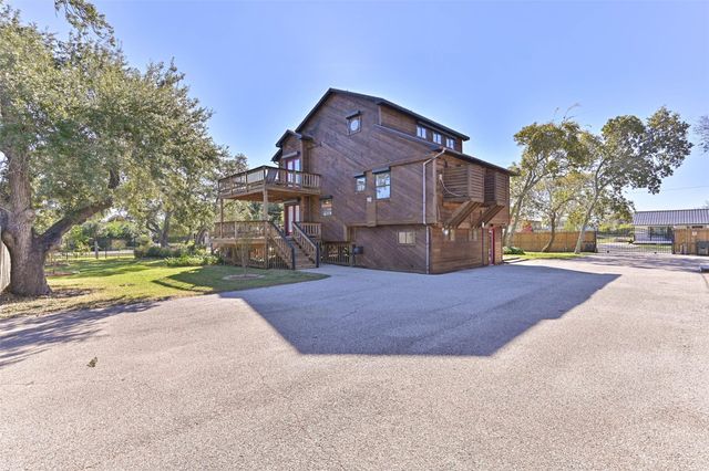 114 24th Street, Dickinson, TX 77539