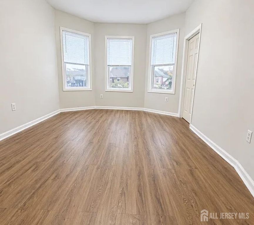296 N Clinton Street 2, East Orange, NJ 07017