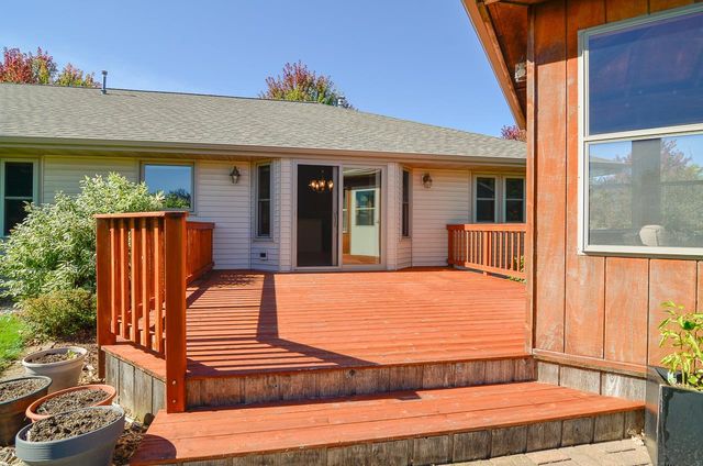 1520 INSPIRATION AVENUE, New Franken, WI 54229
