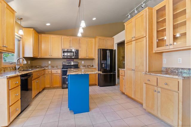 1520 INSPIRATION AVENUE, New Franken, WI 54229