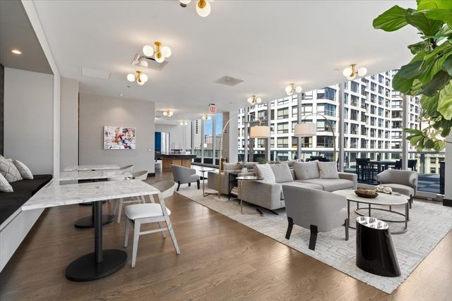 403 N Wabash Avenue 10C, Chicago, IL 60611