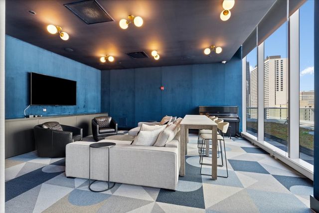 403 N Wabash Avenue 10C, Chicago, IL 60611