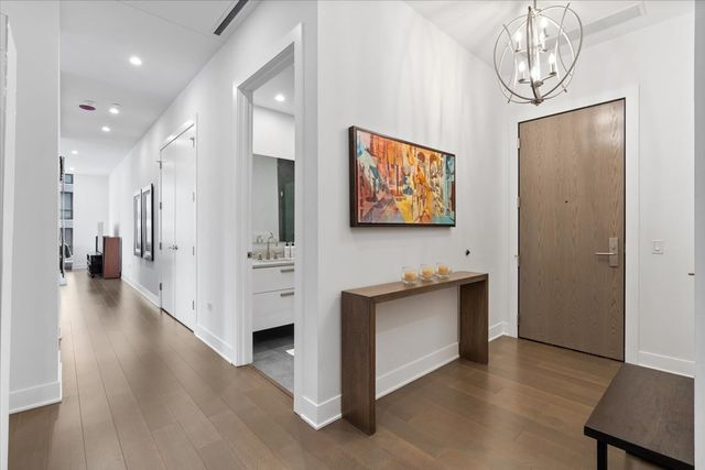 403 N Wabash Avenue 10C, Chicago, IL 60611