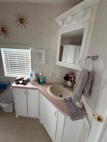 42 Turtle Road, Okeechobee, FL 34974