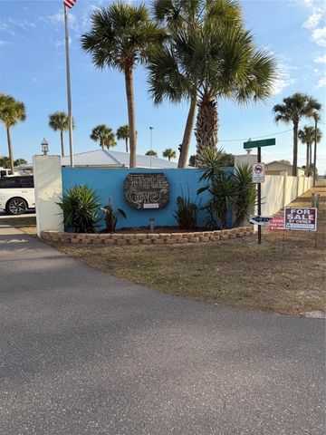 42 Turtle Road, Okeechobee, FL 34974