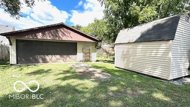 2263 Wallace Avenue, Columbus, IN 47201