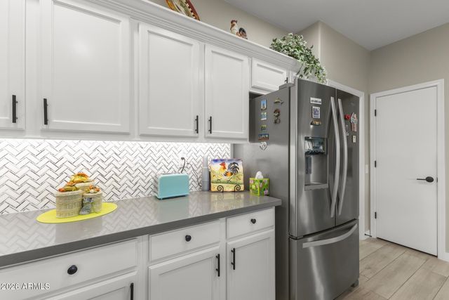 15868 W STAR VIEW Lane W, Surprise, AZ 85374
