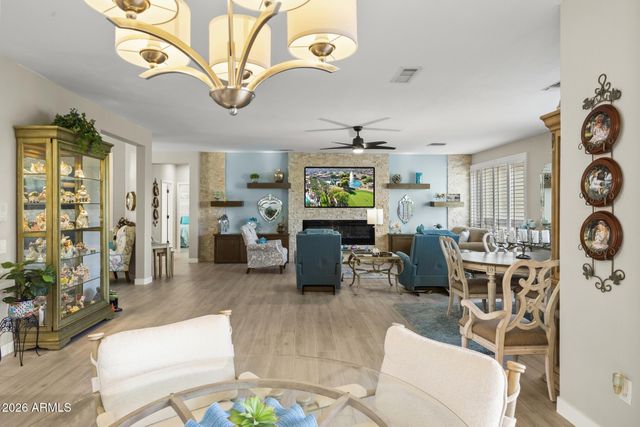 15868 W STAR VIEW Lane W, Surprise, AZ 85374
