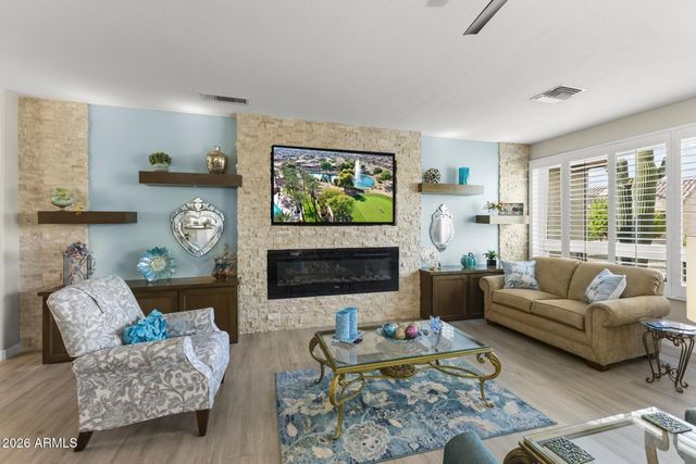 15868 W STAR VIEW Lane W, Surprise, AZ 85374