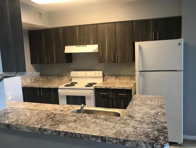 15221 SW 80th Street 306, Miami, FL 33193