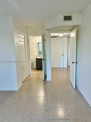 15221 SW 80th Street 306, Miami, FL 33193