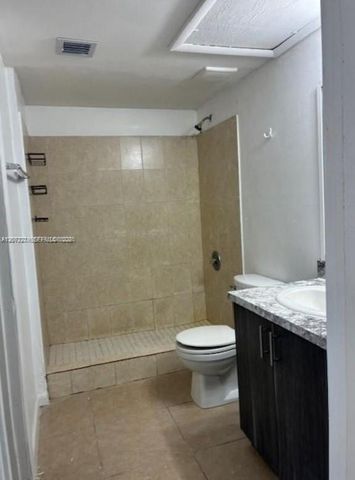 15221 SW 80th Street 306, Miami, FL 33193