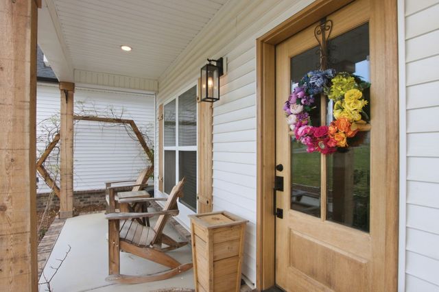 376 Adams Rd, Shelbyville, TN 37160