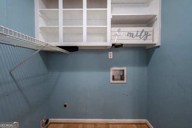 8 Timberwood Drive SE, Silver Creek, GA 30173