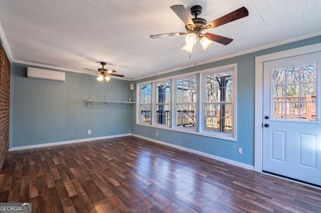 8 Timberwood Drive SE, Silver Creek, GA 30173