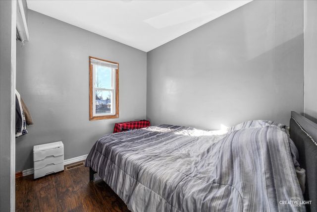 1914 S 8th Avenue, Maywood, IL 60153