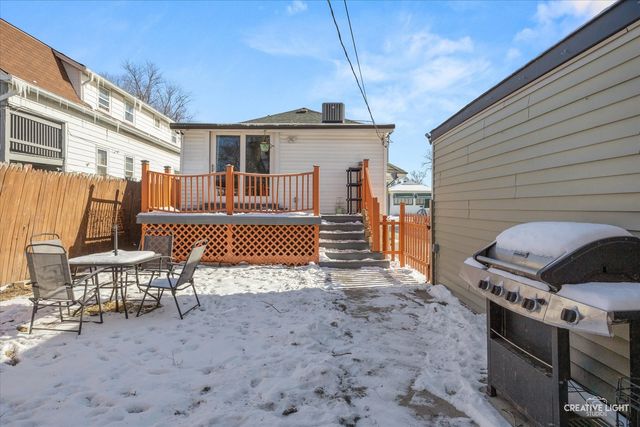 1914 S 8th Avenue, Maywood, IL 60153