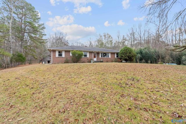 165 Smith Drive, Attalla, AL 35954