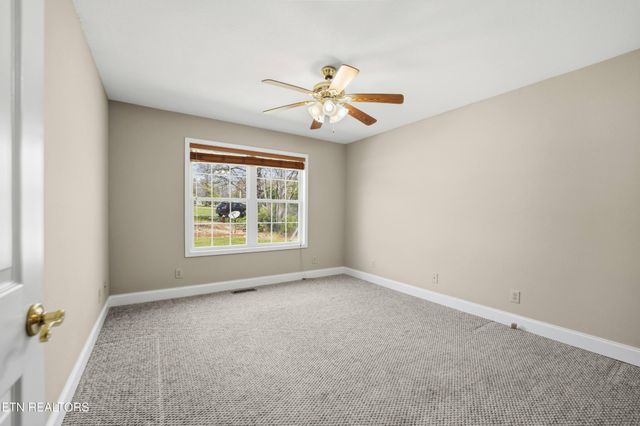 240 Carriage Drive, Crossville, TN 38555