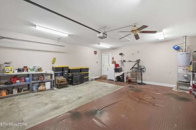 240 Carriage Drive, Crossville, TN 38555