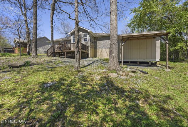240 Carriage Drive, Crossville, TN 38555