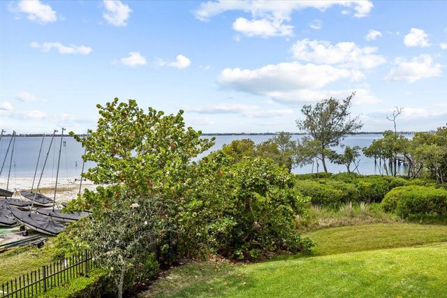 1406 Mariner Bay Boulevard, Fort Pierce, FL 34949