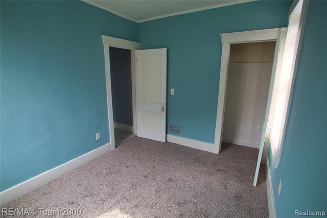 6100 Ironwood Street, Detroit, MI 48210