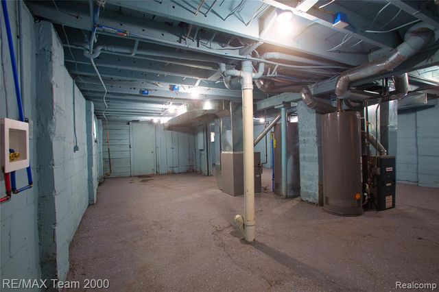 6100 Ironwood Street, Detroit, MI 48210