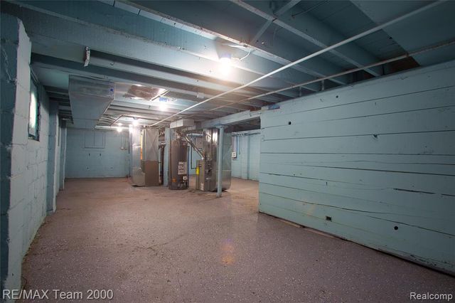 6100 Ironwood Street, Detroit, MI 48210