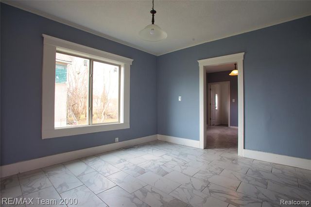 6100 Ironwood Street, Detroit, MI 48210