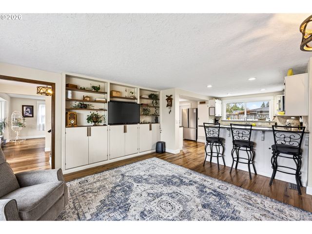 905 Nw 19TH St, Mc Minnville, OR 97128