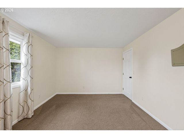 905 Nw 19TH St, Mc Minnville, OR 97128