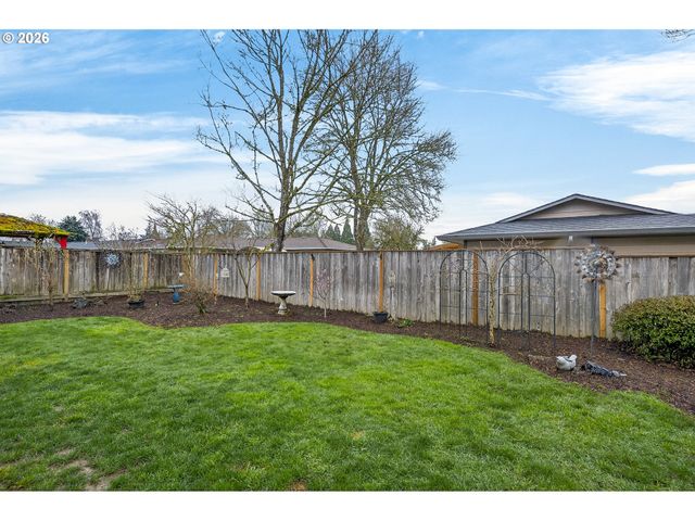 905 Nw 19TH St, Mc Minnville, OR 97128