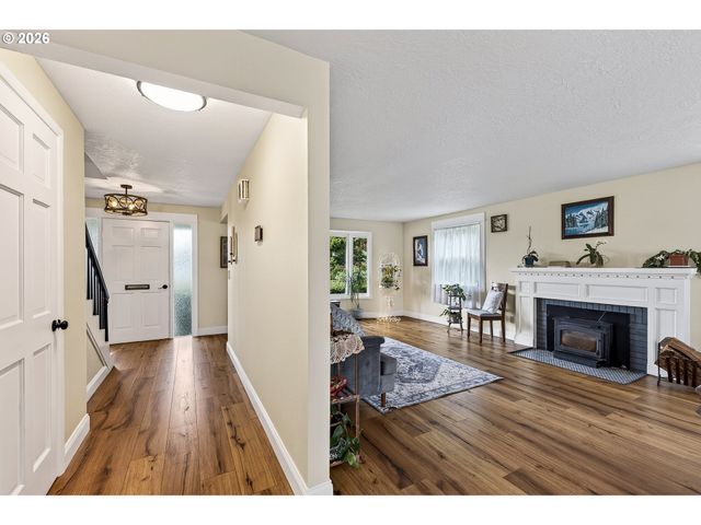 905 Nw 19TH St, Mc Minnville, OR 97128