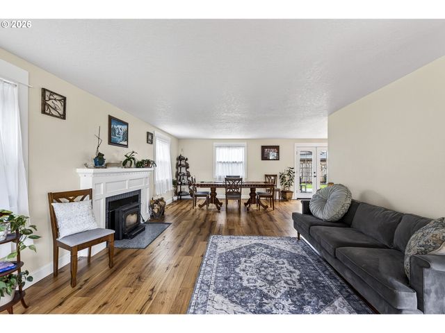 905 Nw 19TH St, Mc Minnville, OR 97128