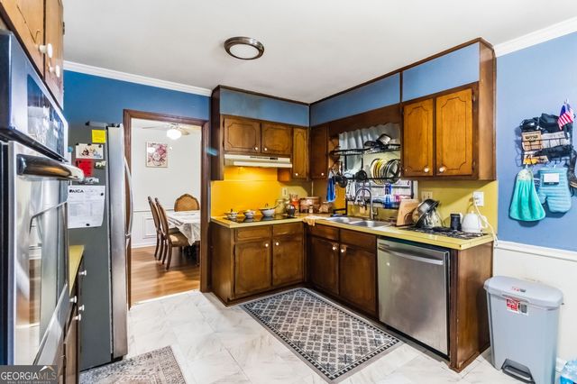 4532 King Lear Drive, Stone Mountain, GA 30083