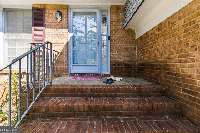 4532 King Lear Drive, Stone Mountain, GA 30083