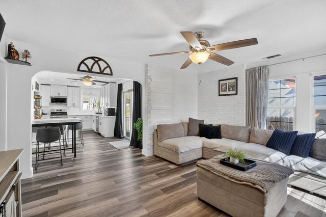 461 F St, Galt, CA 95632