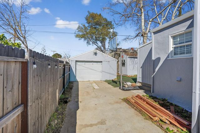 461 F St, Galt, CA 95632