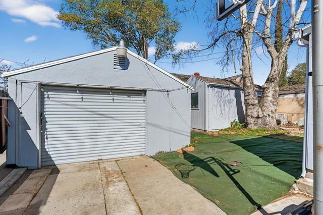 461 F St, Galt, CA 95632