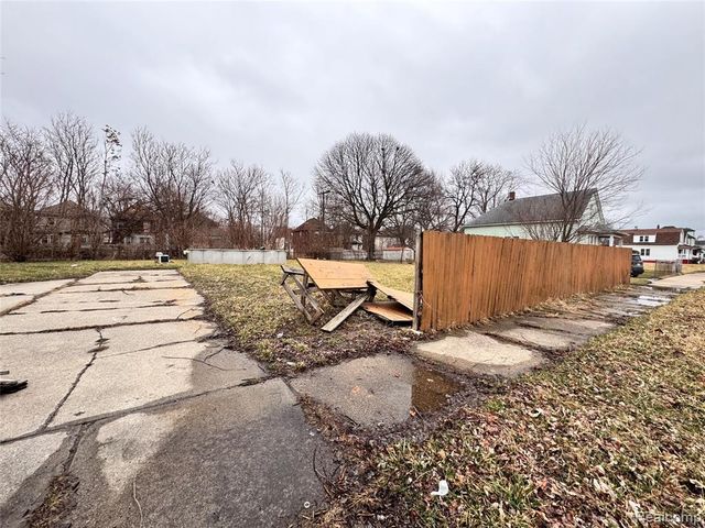 6026 Maxwell Street, Detroit, MI 48213