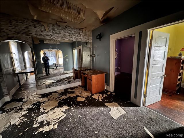 6026 Maxwell Street, Detroit, MI 48213