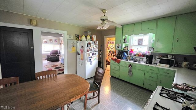 901 & 903 Lenore Street, Parkersburg, WV 26101