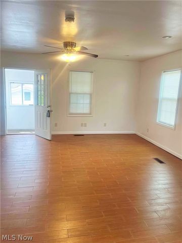 901 & 903 Lenore Street, Parkersburg, WV 26101