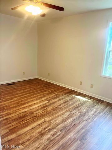 901 & 903 Lenore Street, Parkersburg, WV 26101
