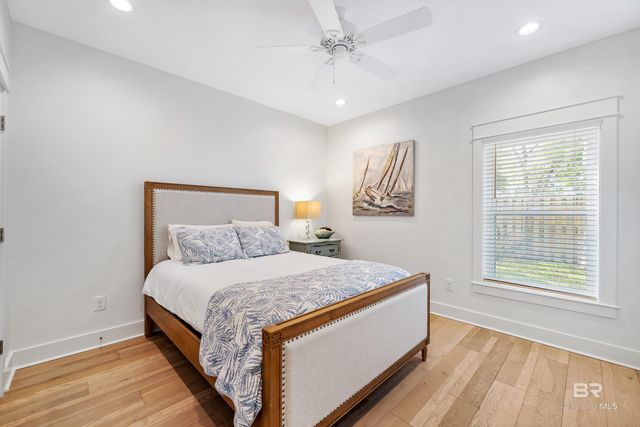 5307 Florida Avenue, Orange Beach, AL 36561