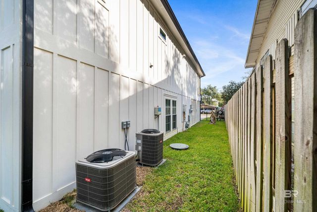 5307 Florida Avenue, Orange Beach, AL 36561