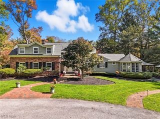 37300 Jackson Road, Moreland Hills, OH 44022