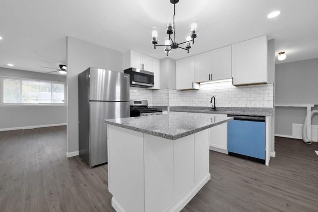 2496 Navarre Road, Columbus, OH 43207